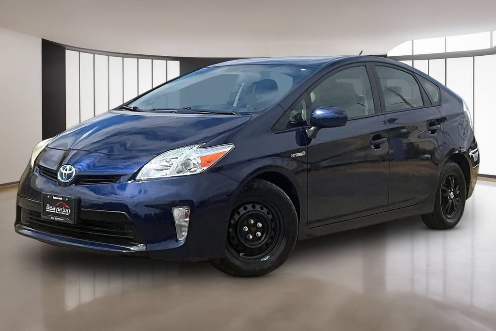 Used 2013 Toyota Prius Two FWD image 2