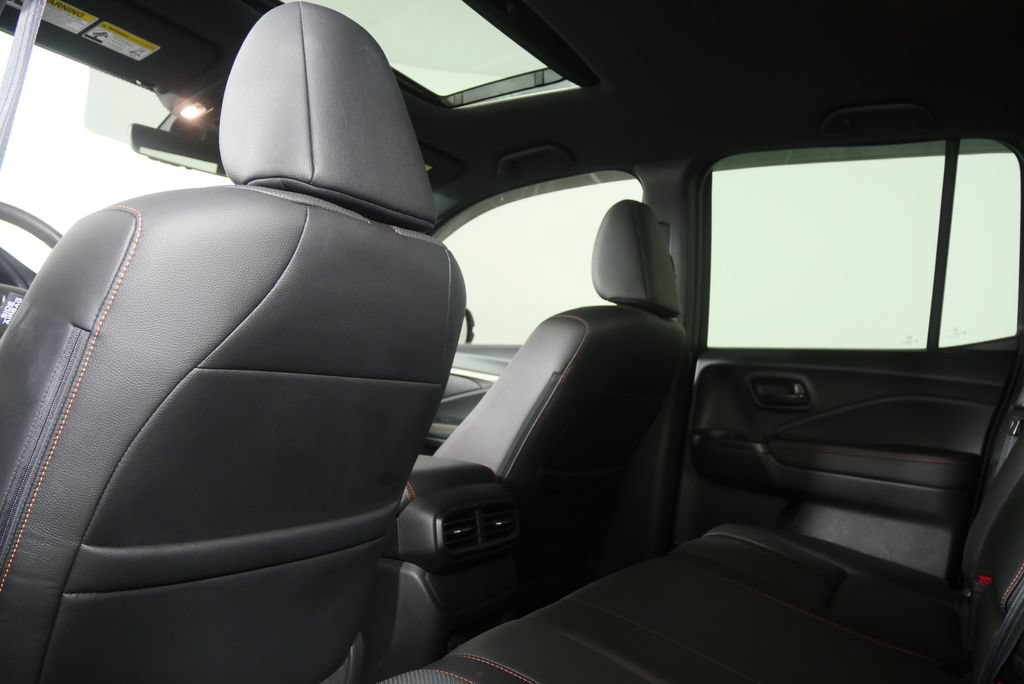 Used 2025 Honda Ridgeline TrailSport image 18