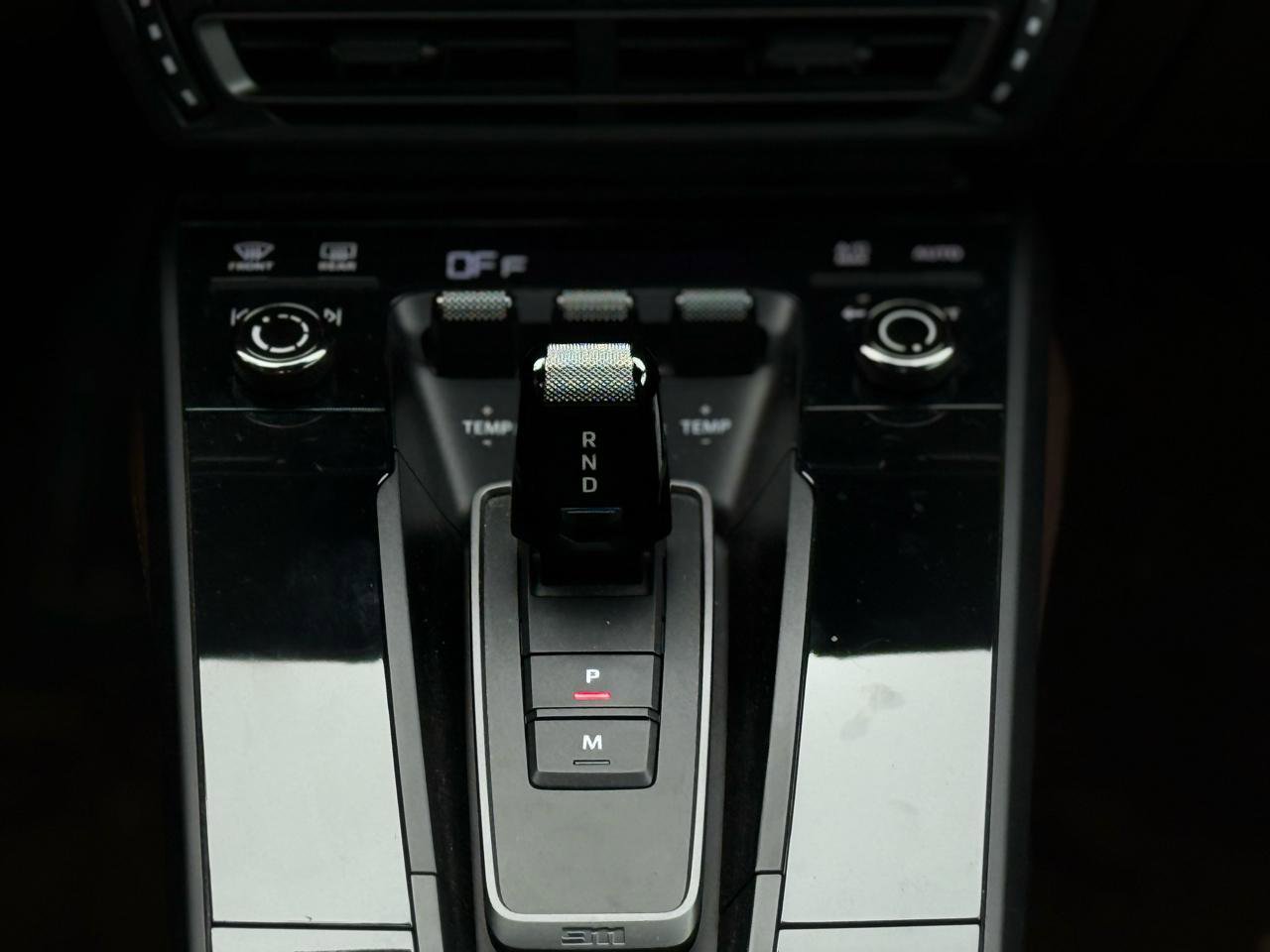 Used 2024 Porsche 911 image 20