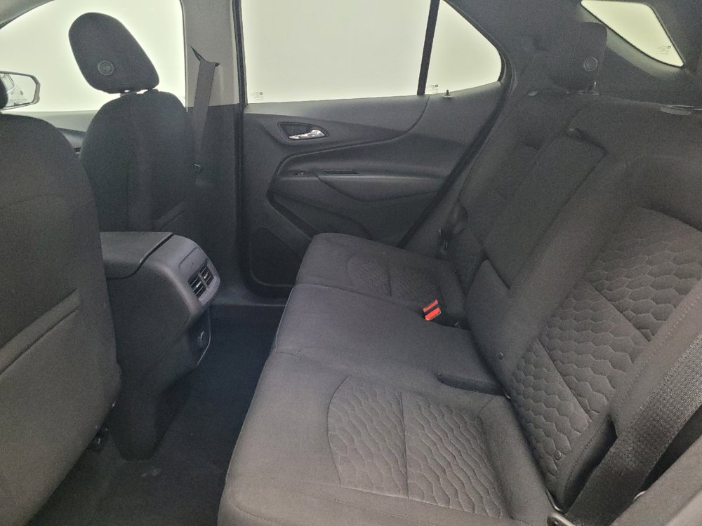 Used 2018 Chevrolet Equinox LT image 18