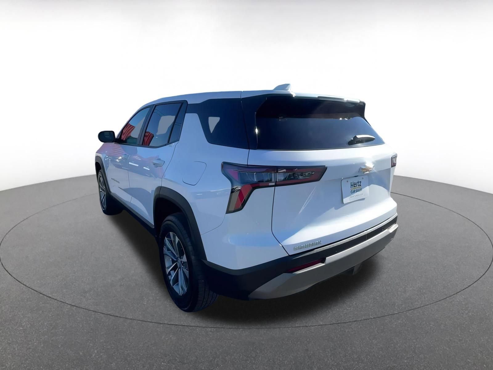 Used 2025 Chevrolet Equinox LT image 11