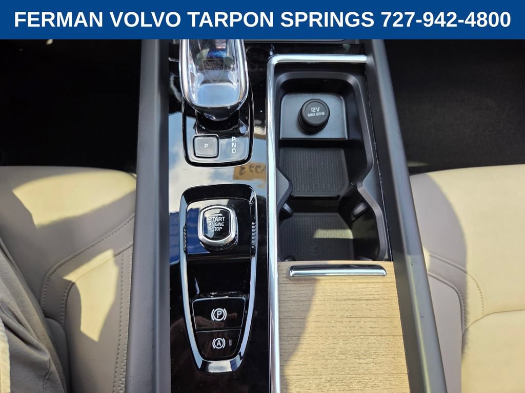 New 2026 Volvo XC60 T8 Core AWD/4WD image 28