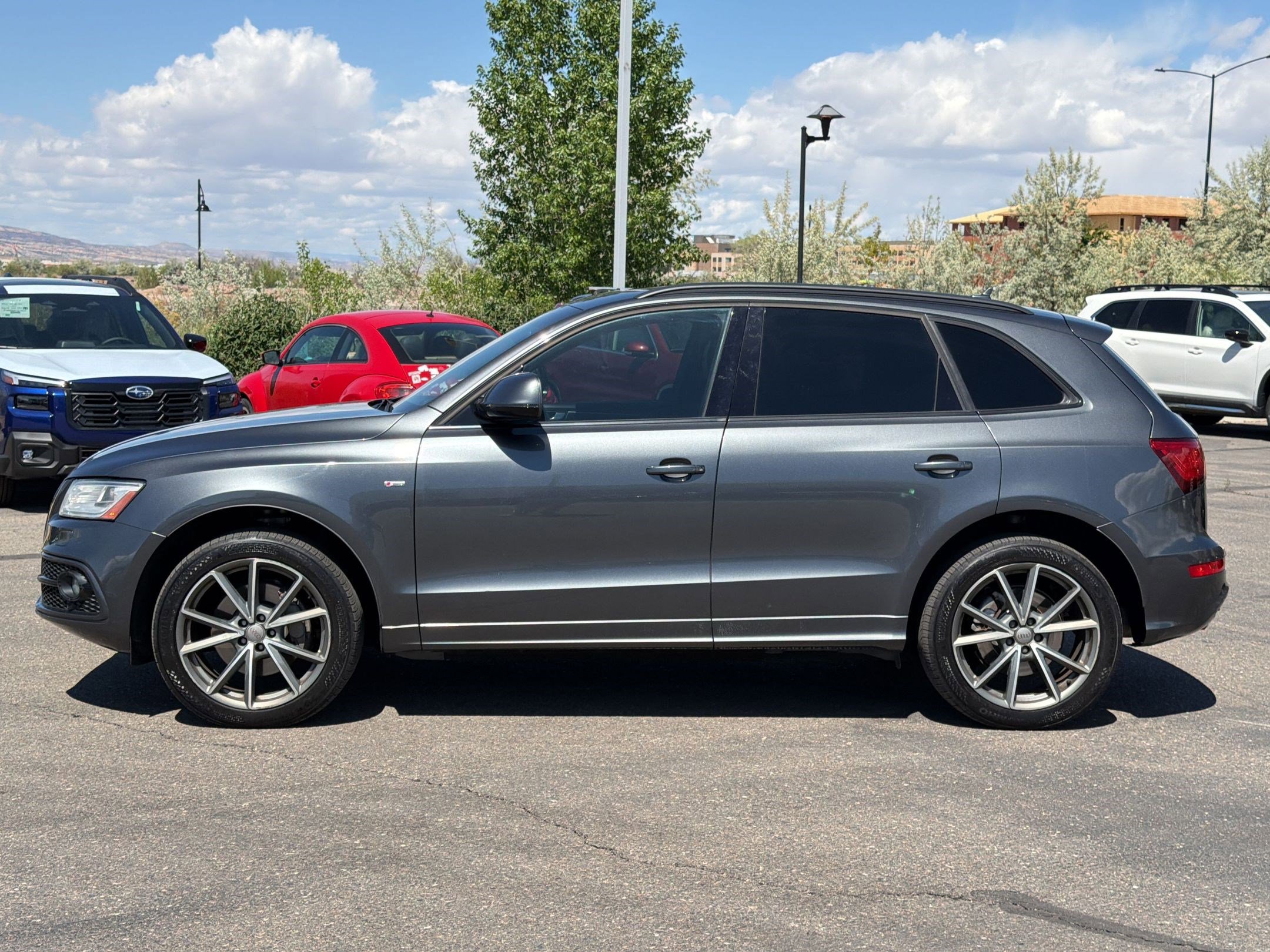 Used 2016 Audi Q5 TDI Premium Plus w/ Technology Package AWD/4WD image 2