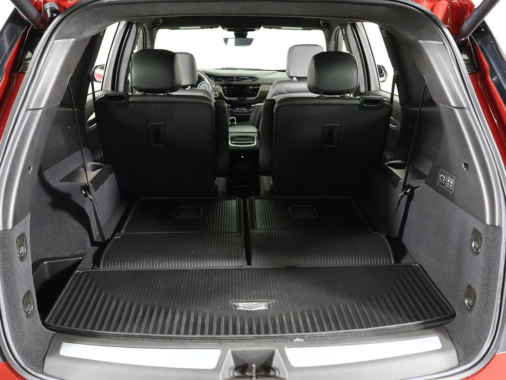 Used 2024 Cadillac XT6 Premium Luxury w/ Platinum Package image 27