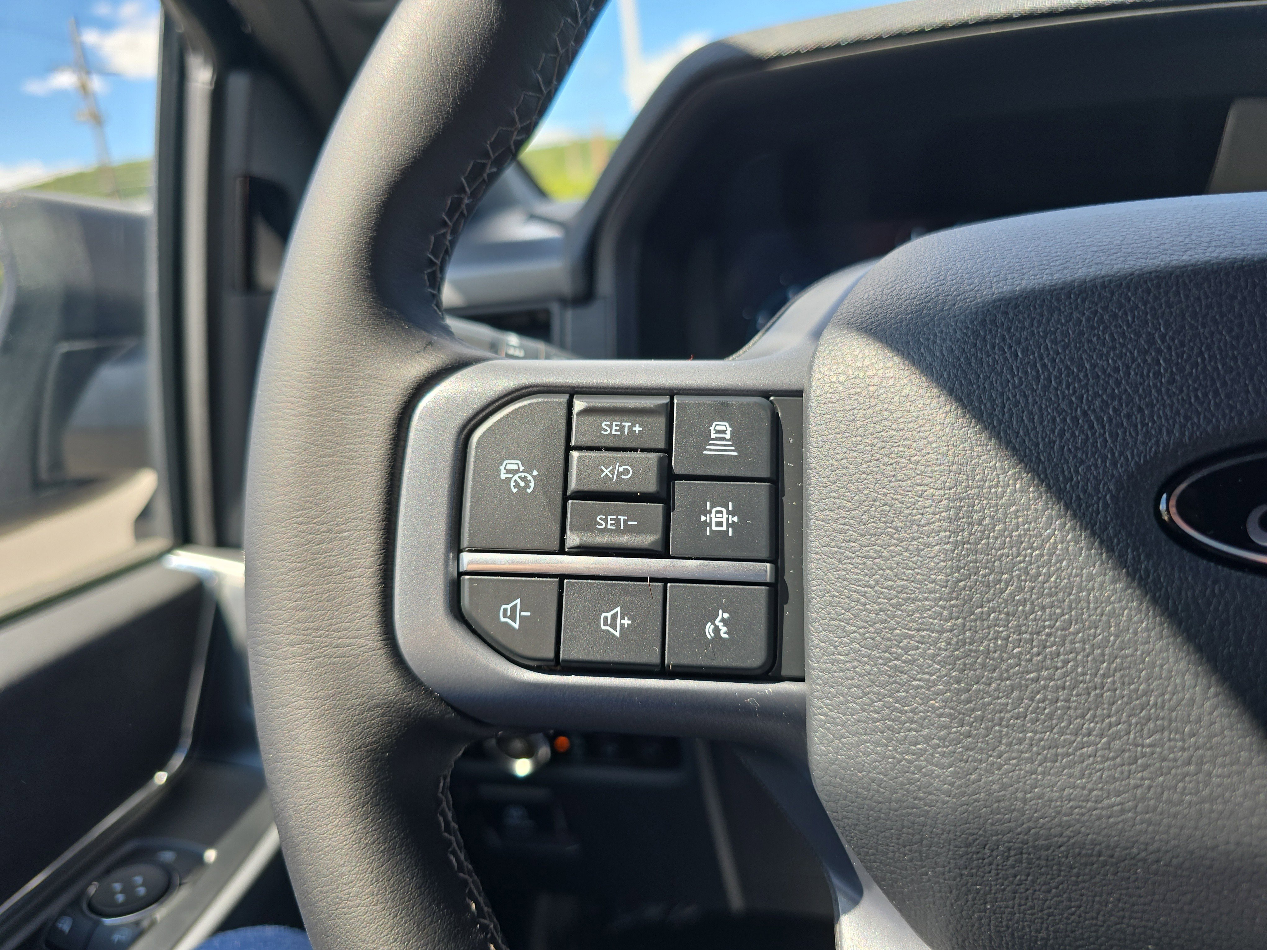 New 2025 Ford F150 XLT image 21