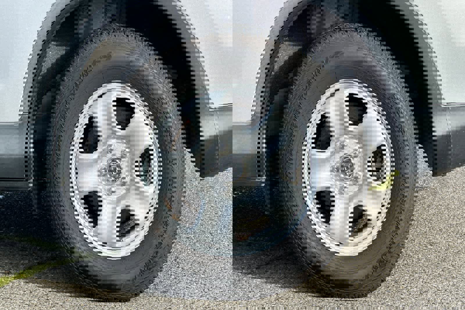 Used 2015 Honda CR-V LX image 30