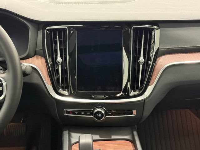 Used 2024 Volvo S60 B5 Ultimate w/ Climate Package AWD/4WD image 10