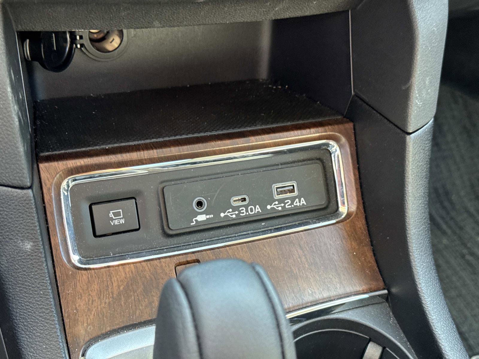 Certified 2025 Subaru Ascent Touring image 27