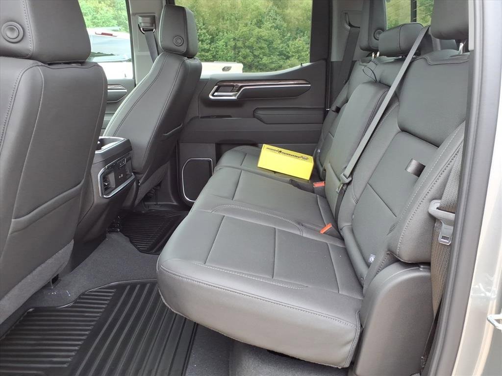 New 2026 Chevrolet Silverado 1500 LTZ w/ LTZ Premium Package image 15