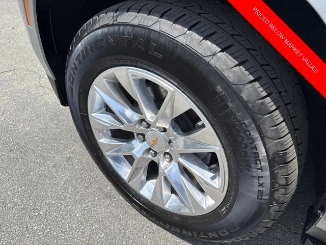 Used 2025 Chevrolet Tahoe Premier AWD/4WD image 36