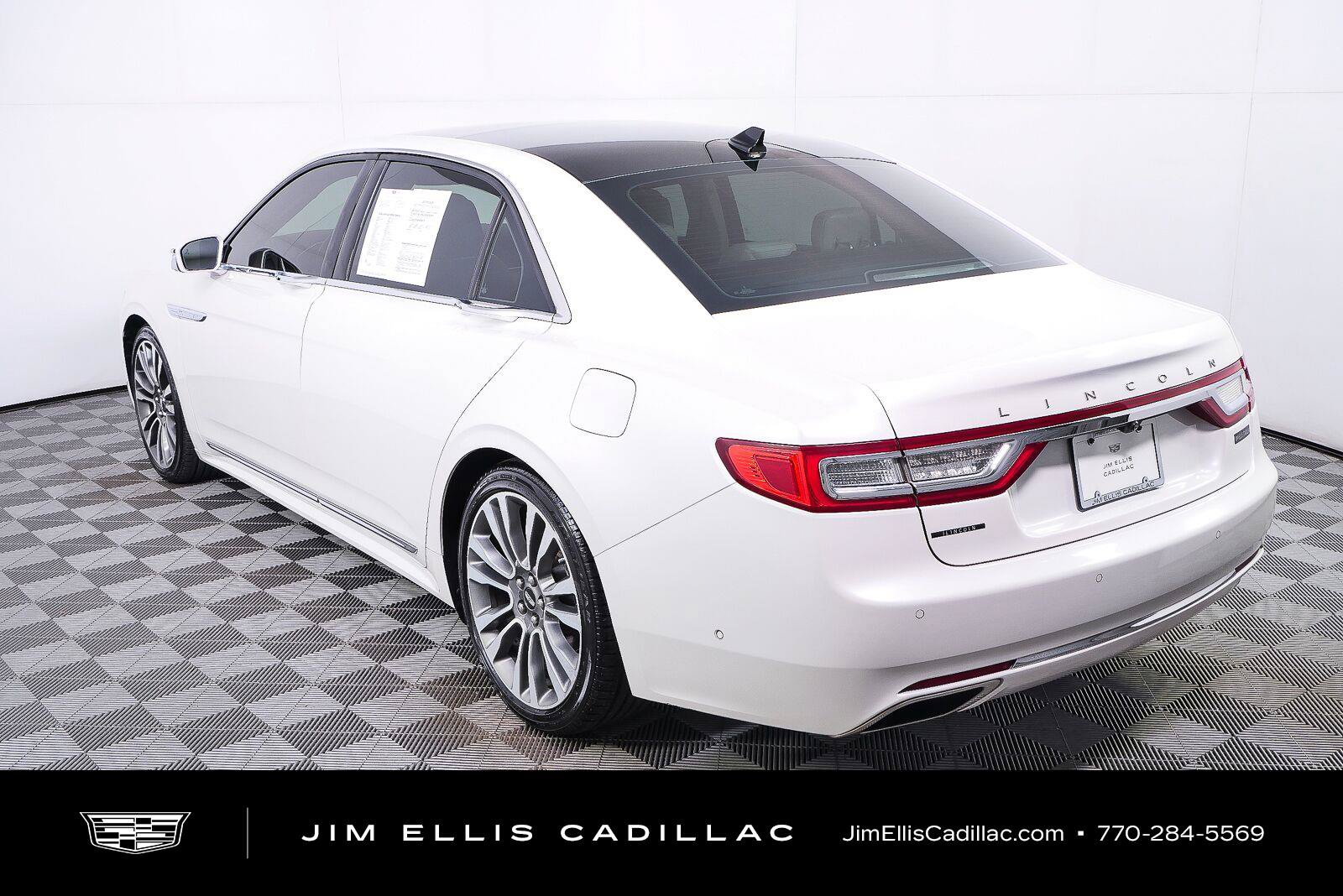 Used 2018 Lincoln Continental Reserve FWD image 26
