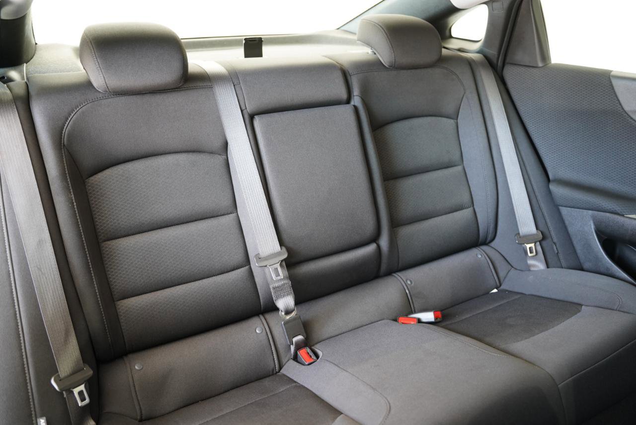 Used 2025 Chevrolet Malibu LT image 35