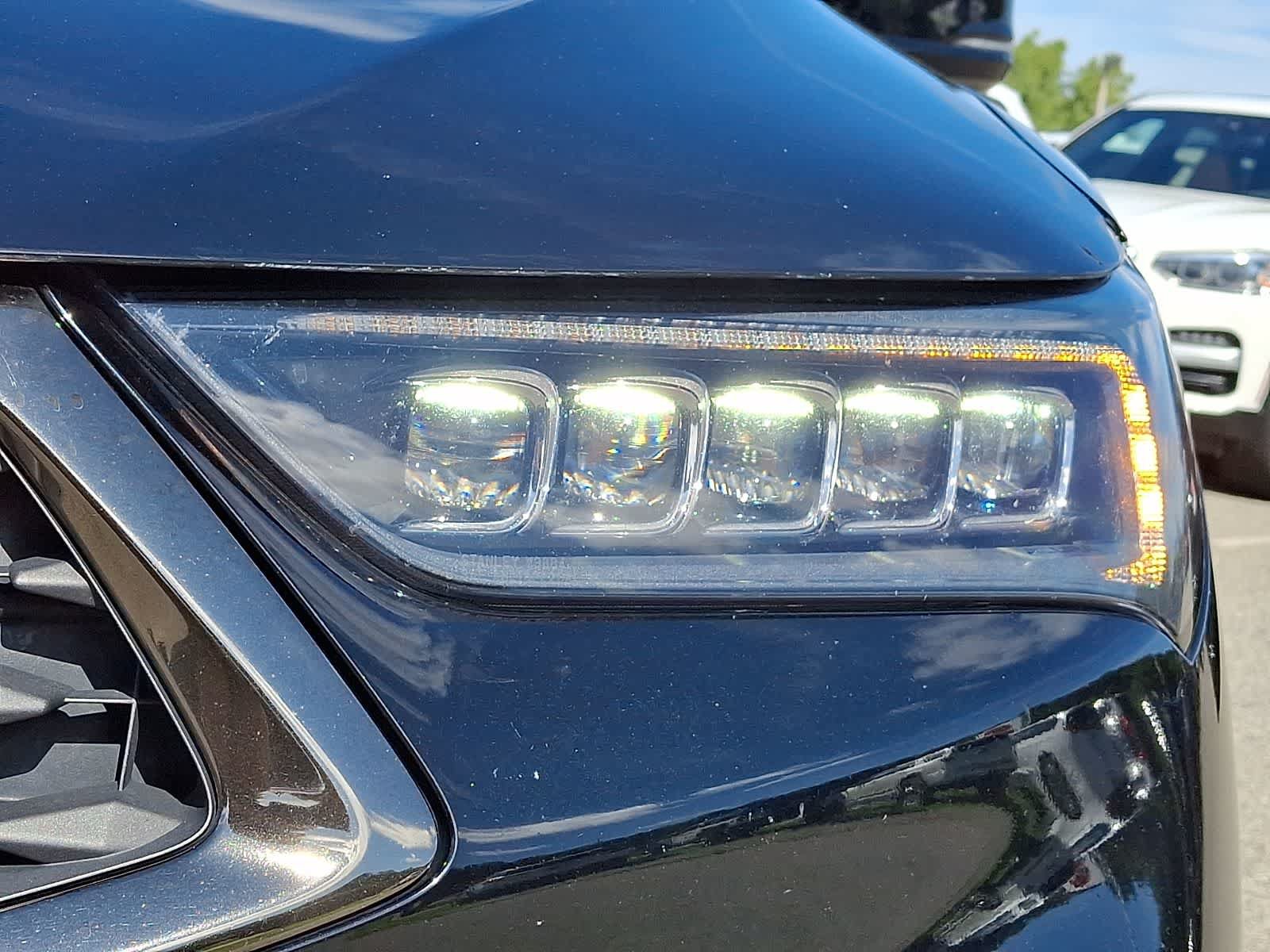 Used 2018 Acura TLX w/ Technology & A-SPEC Package FWD image 10