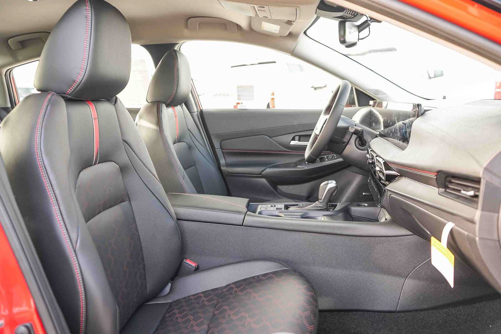 New 2027 Nissan Sentra SR FWD image 19
