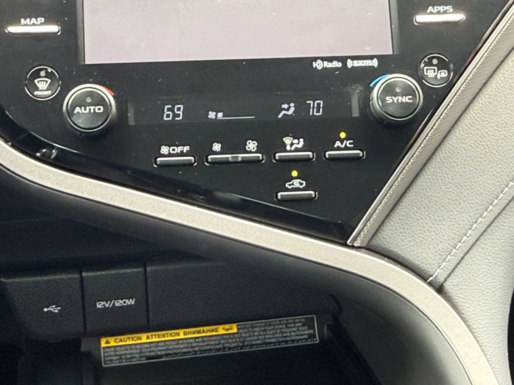 Used 2020 Toyota Camry SE w/ Audio Package AWD/4WD image 16