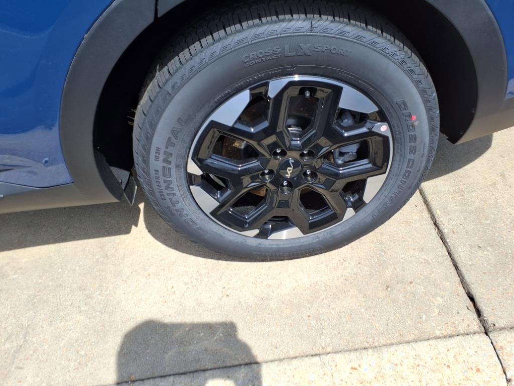 New 2025 Kia Sorento S w/ Panoramic Sunroof Package image 6