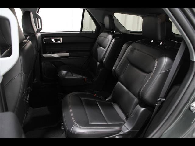Certified 2023 Ford Explorer XLT w/ Equipment Group 202A AWD/4WD image 17