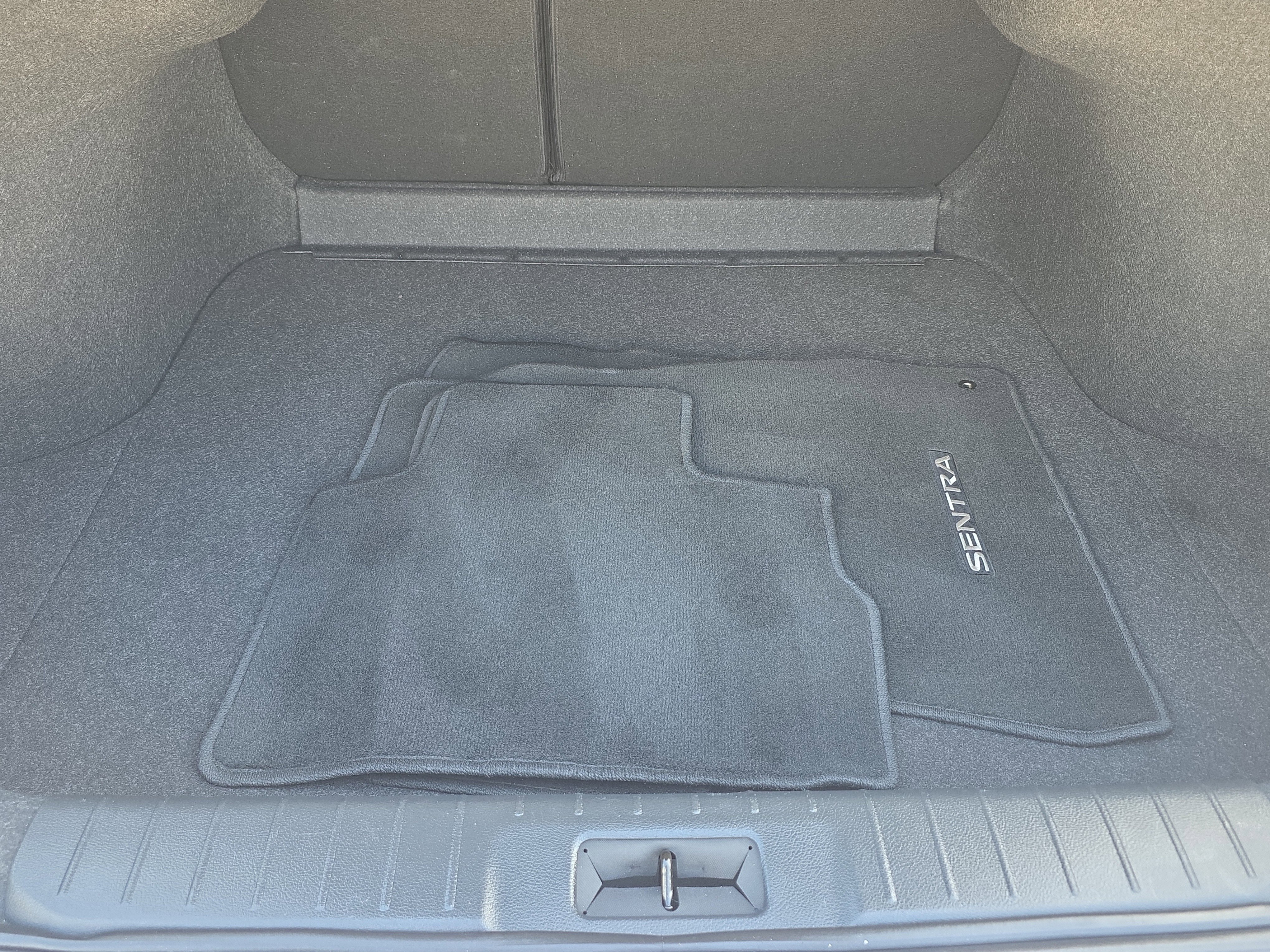 Used 2024 Nissan Sentra S image 11