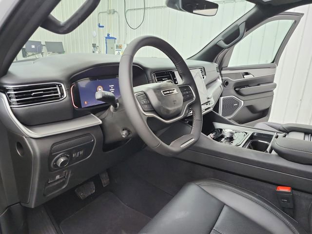 New 2026 Jeep Grand Wagoneer image 18