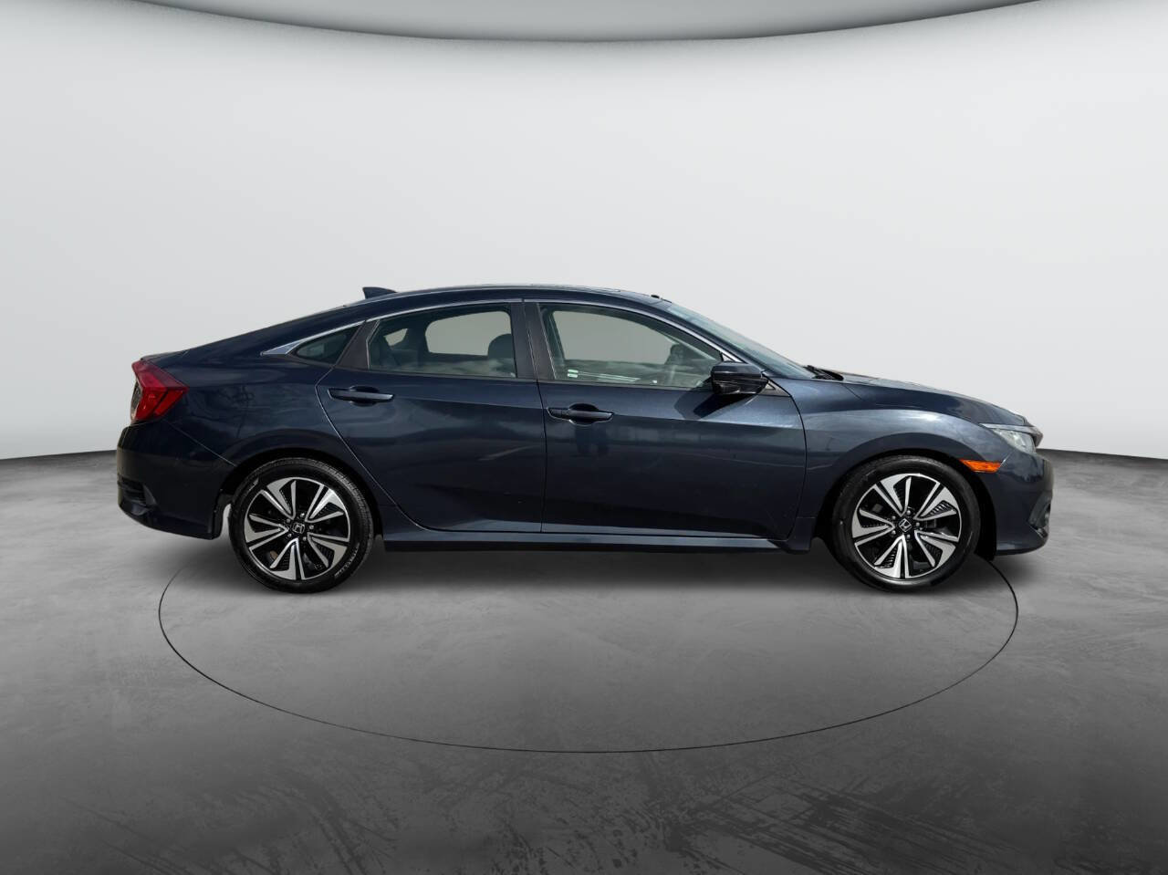 Used 2016 Honda Civic EX-T image 5