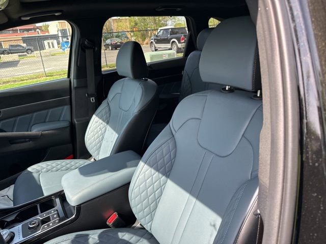 Certified 2025 Kia Sorento SX Prestige image 7