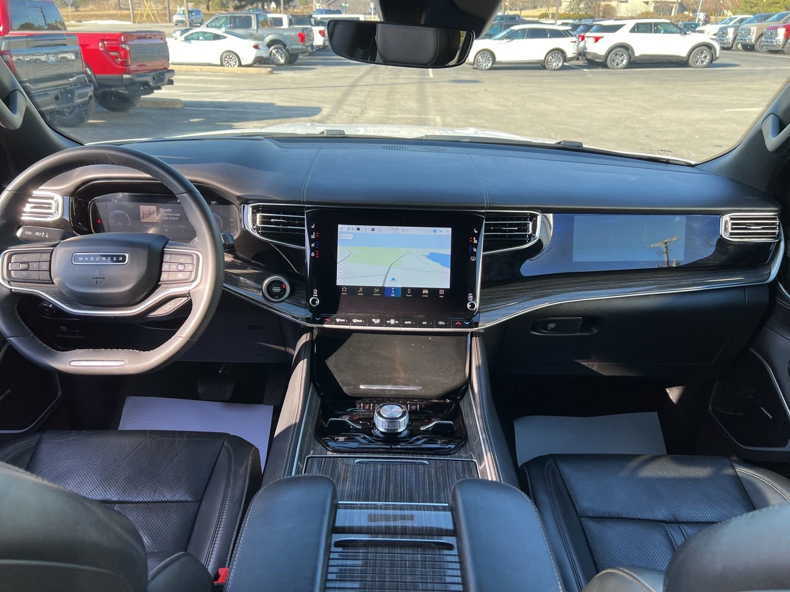 Used 2022 Jeep Wagoneer Series III w/ Flexible Seating Group image 40