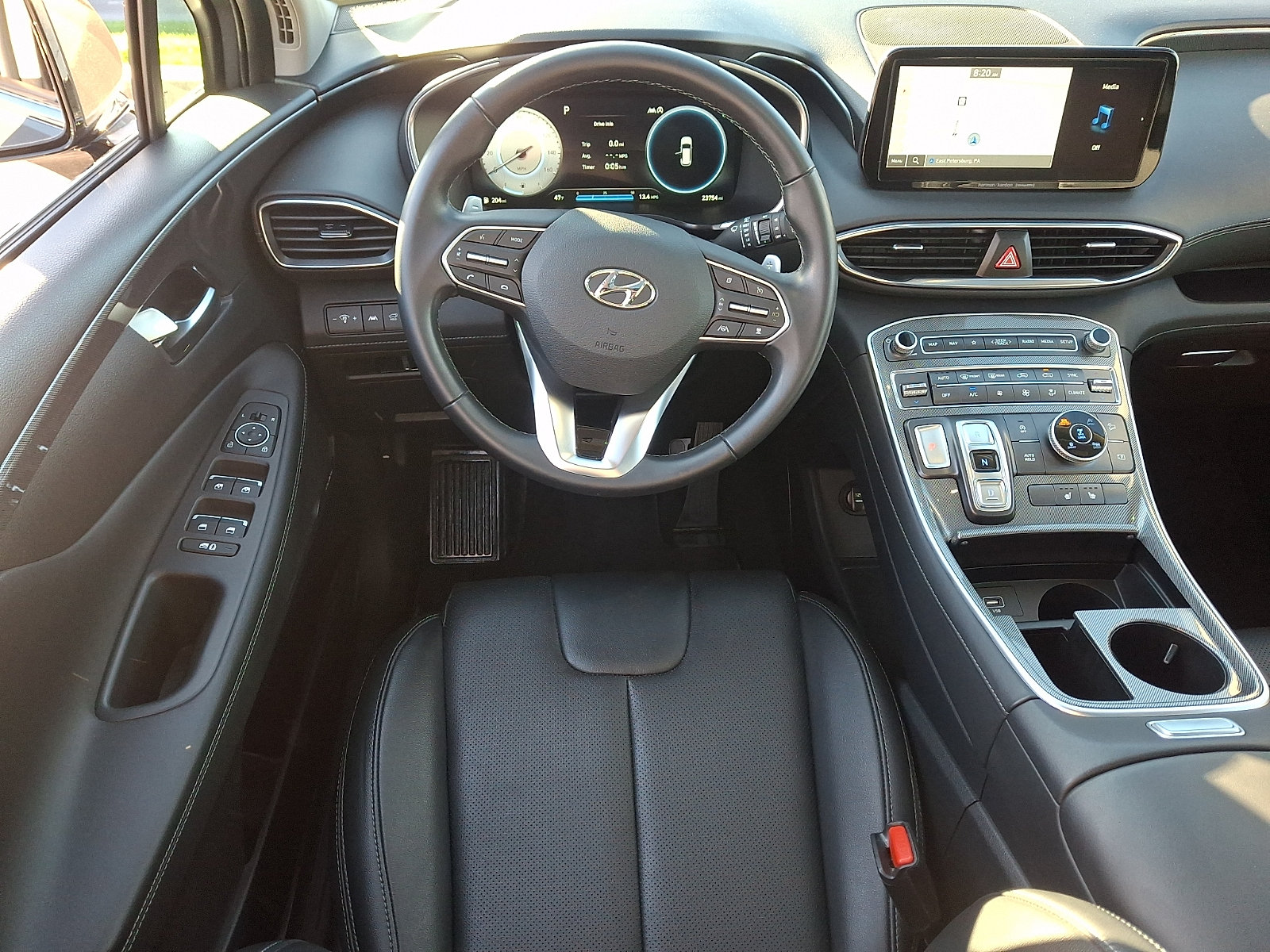 Certified 2023 Hyundai Santa Fe SEL w/ Premium Package AWD/4WD image 12