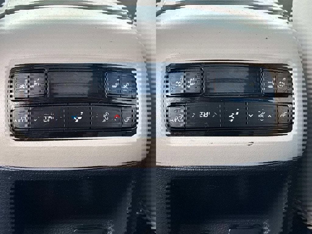 Used 2022 Hyundai Palisade Limited image 19