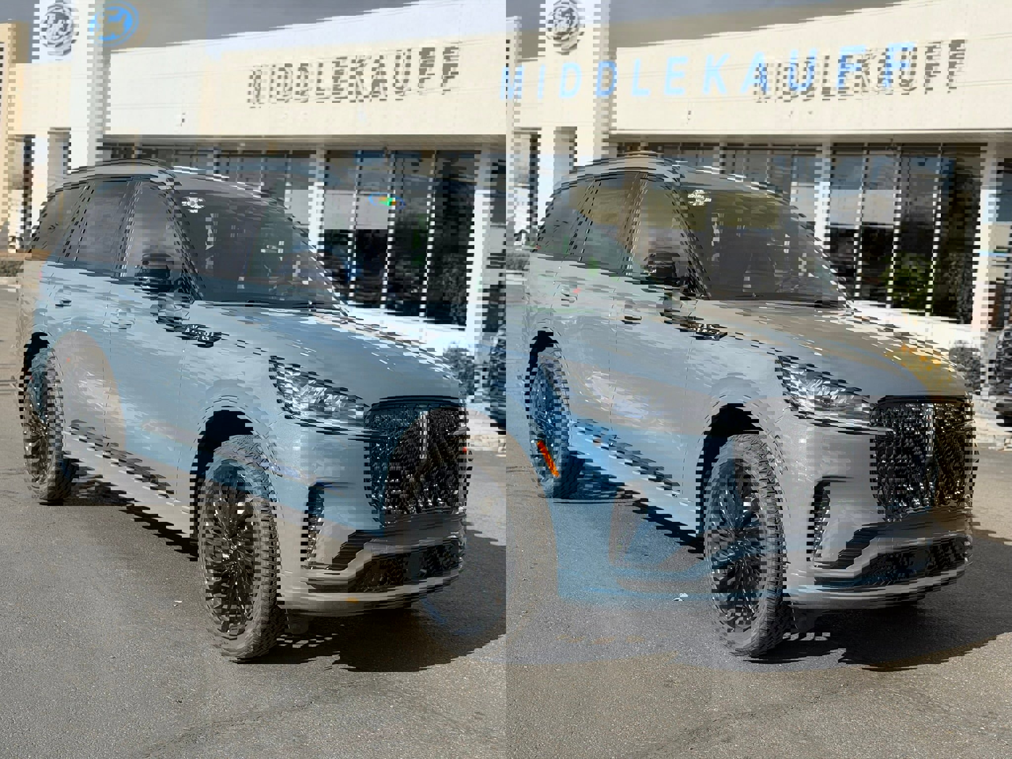 New 2026 Lincoln Aviator Reserve w/ Luxury Package image 1