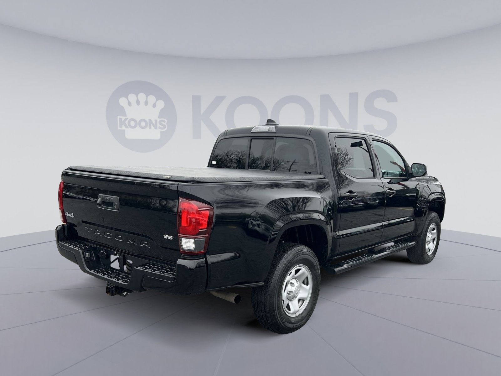 Used 2023 Toyota Tacoma SR image 7
