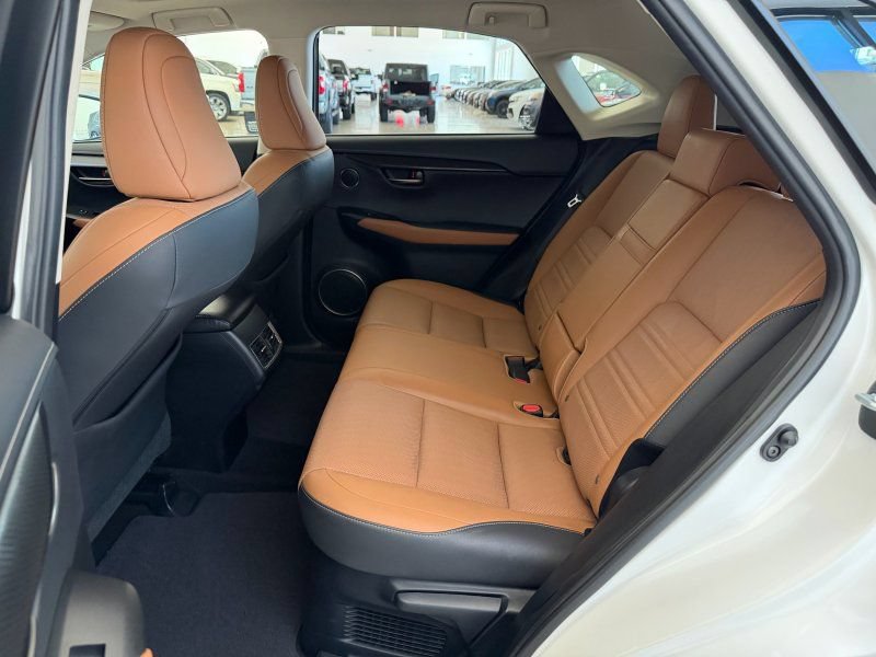 Used 2018 Lexus NX 300 FWD w/ Comfort Package image 17