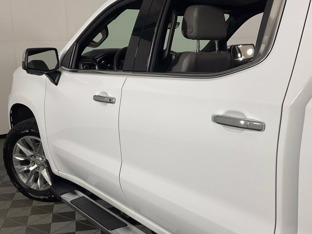 Used 2022 Chevrolet Silverado 1500 LTZ w/ LTZ Premium Package AWD/4WD image 38