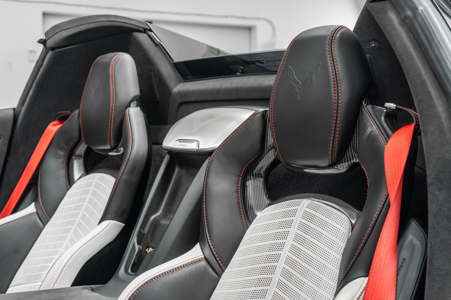 Used 2023 Chevrolet Corvette Stingray Premium Conv w/ Z51 Performance Package RWD image 27