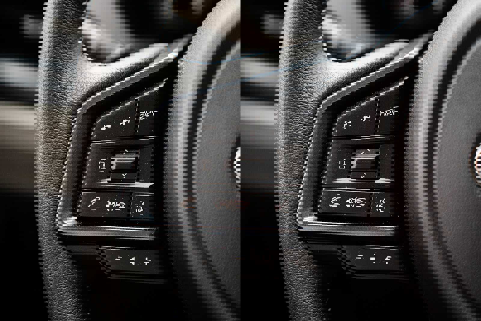 Used 2025 Subaru Forester Limited image 24