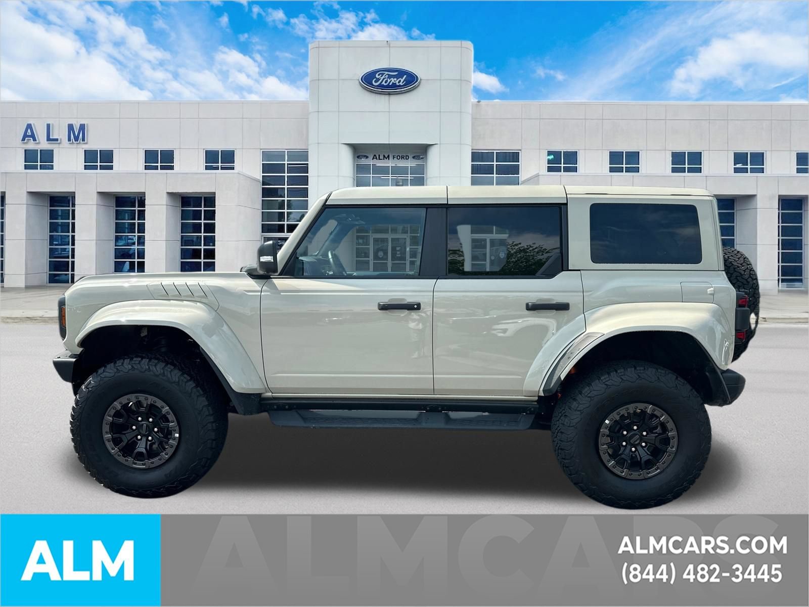 Used 2025 Ford Bronco Raptor w/ Interior Carbon Fiber Pack AWD/4WD image 9