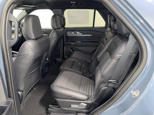 New 2026 Ford Explorer ST-Line w/ ST-Line Street Pack image 33