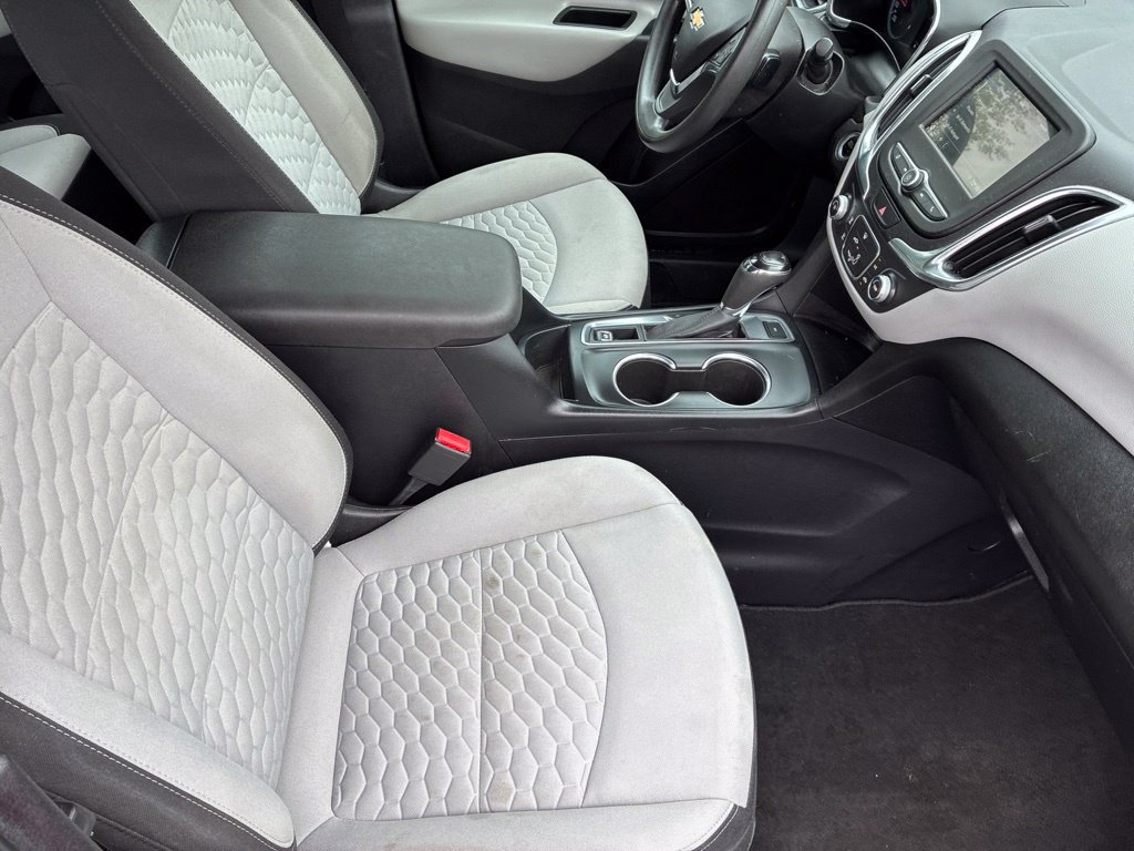 Used 2019 Chevrolet Equinox LS AWD/4WD image 40