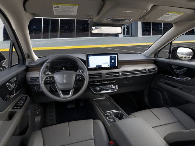 New 2025 Lincoln Corsair Grand Touring image 9