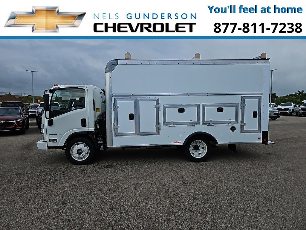 New 2025 Chevrolet Low Cab Forward image 3