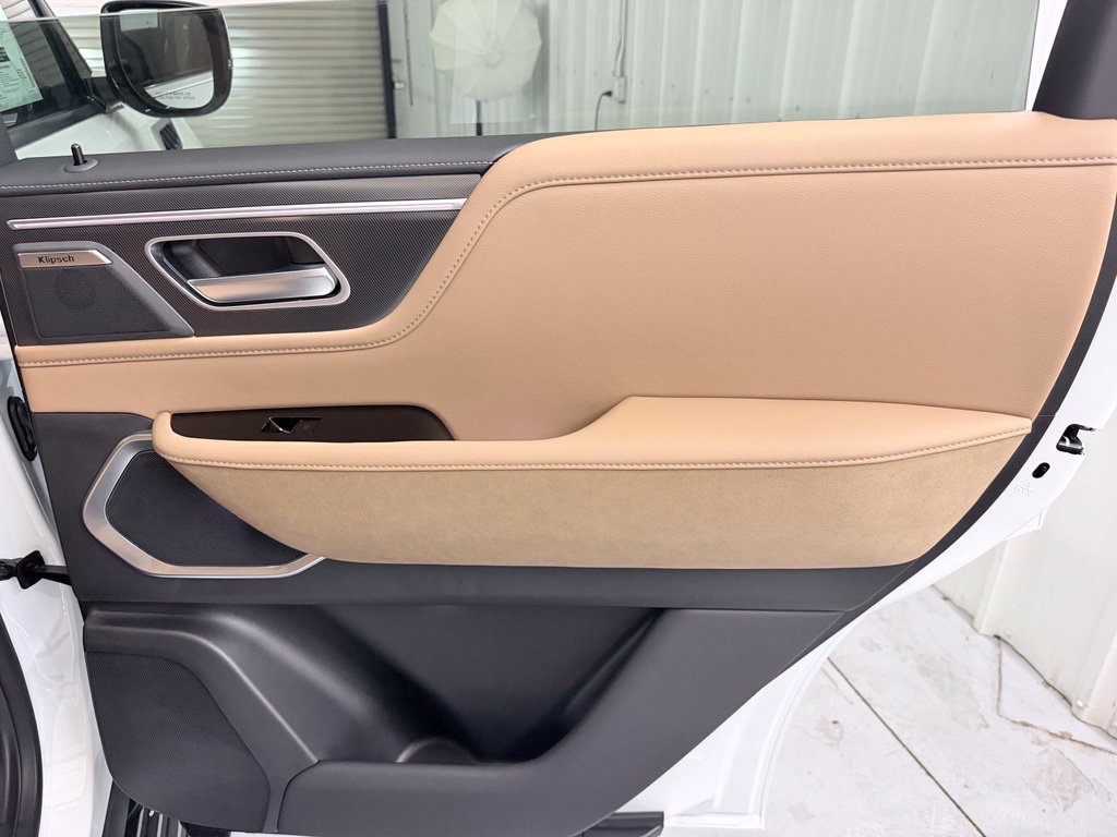 New 2027 INFINITI QX80 Luxe w/ Cargo Package RWD image 43