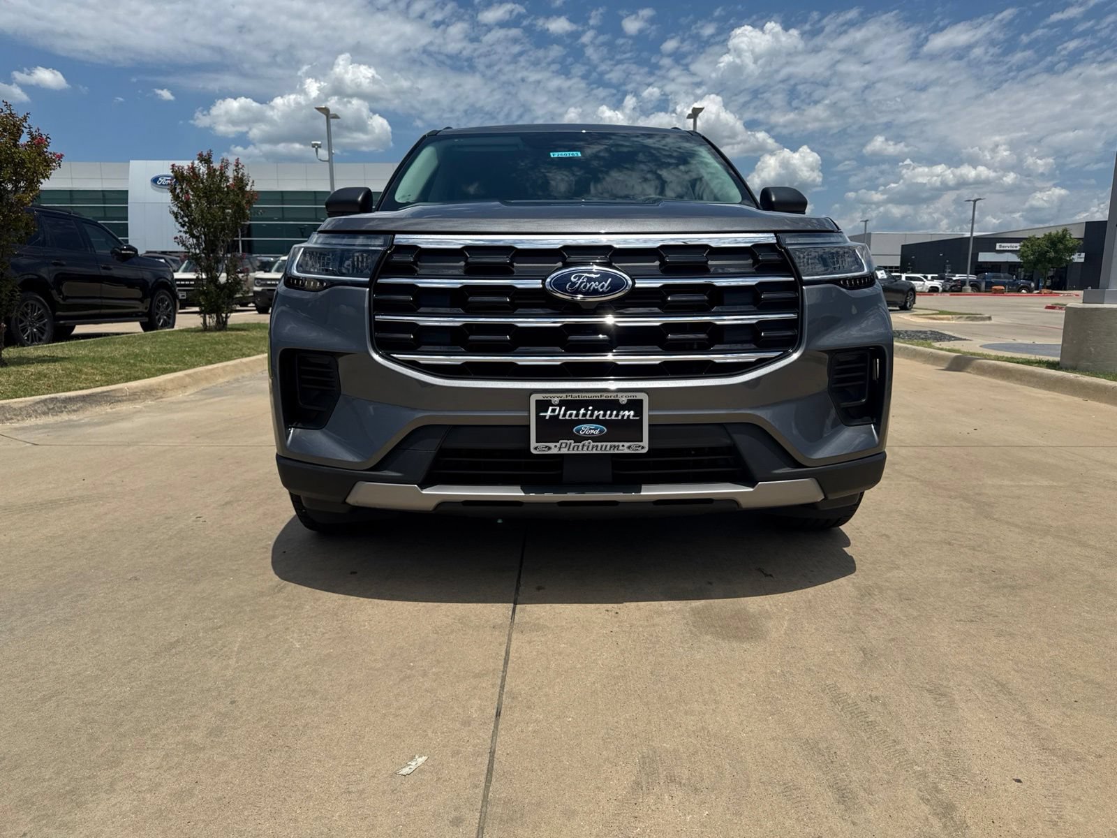 New 2026 Ford Explorer Active RWD image 9