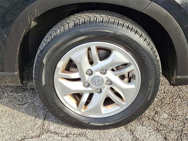 Used 2022 Hyundai Venue SE image 8