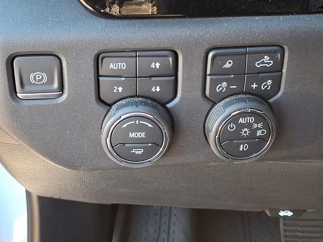 Used 2024 Chevrolet Silverado 1500 High Country w/ High Country Premium Package image 22