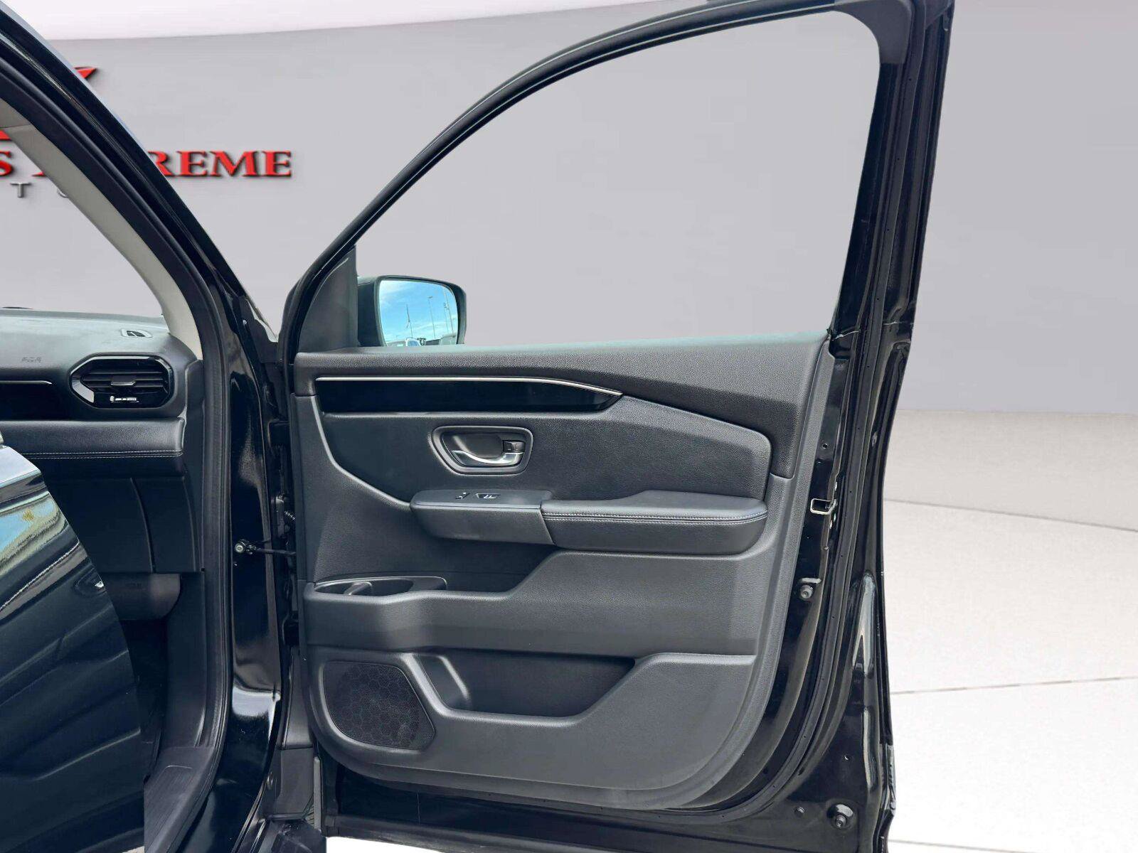Used 2023 Honda Pilot Touring image 40