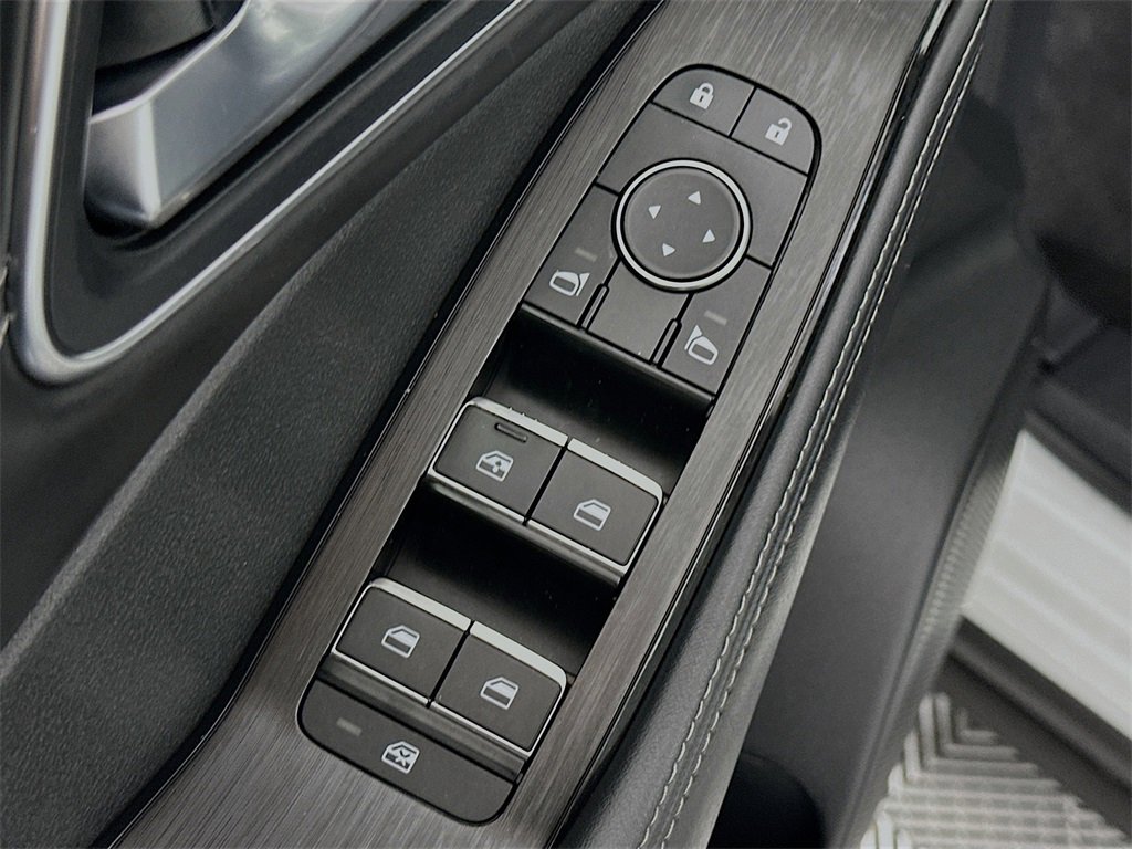 Used 2022 Nissan Rogue Platinum w/ Head-Up Display Package image 22