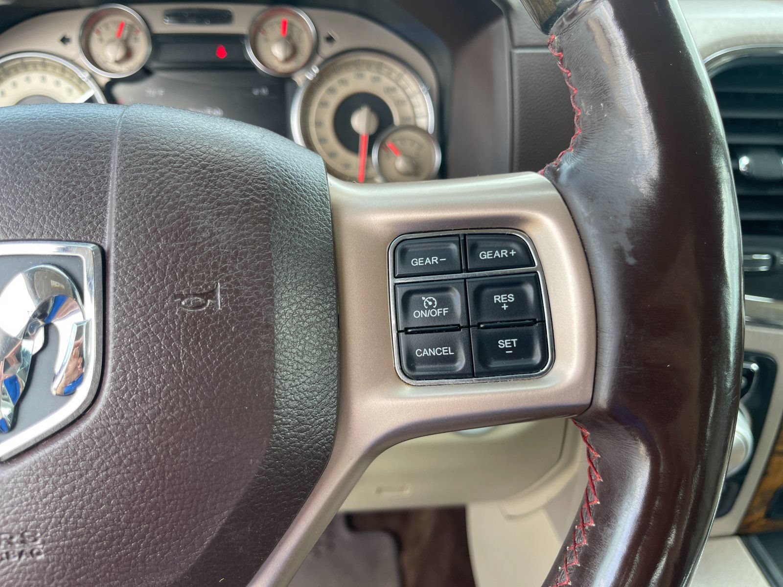 Used 2018 RAM 1500 Laramie Longhorn w/ Longhorn Special Edition AWD/4WD image 27