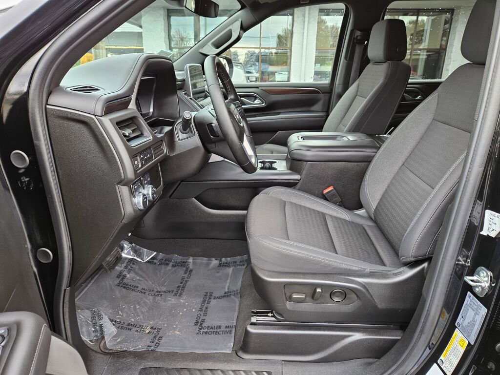 Used 2024 GMC Yukon XL SLE image 12
