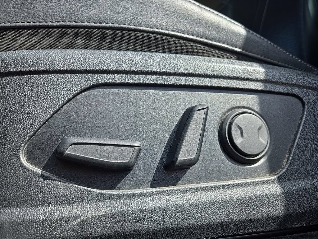 Used 2021 Kia Sorento S FWD image 27
