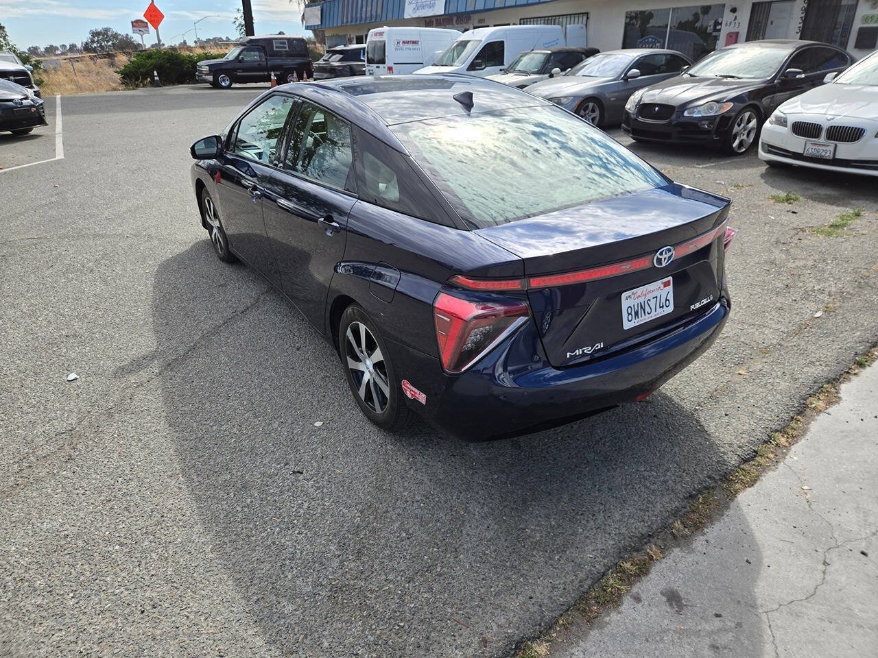 Used 2018 Toyota Mirai FWD image 16