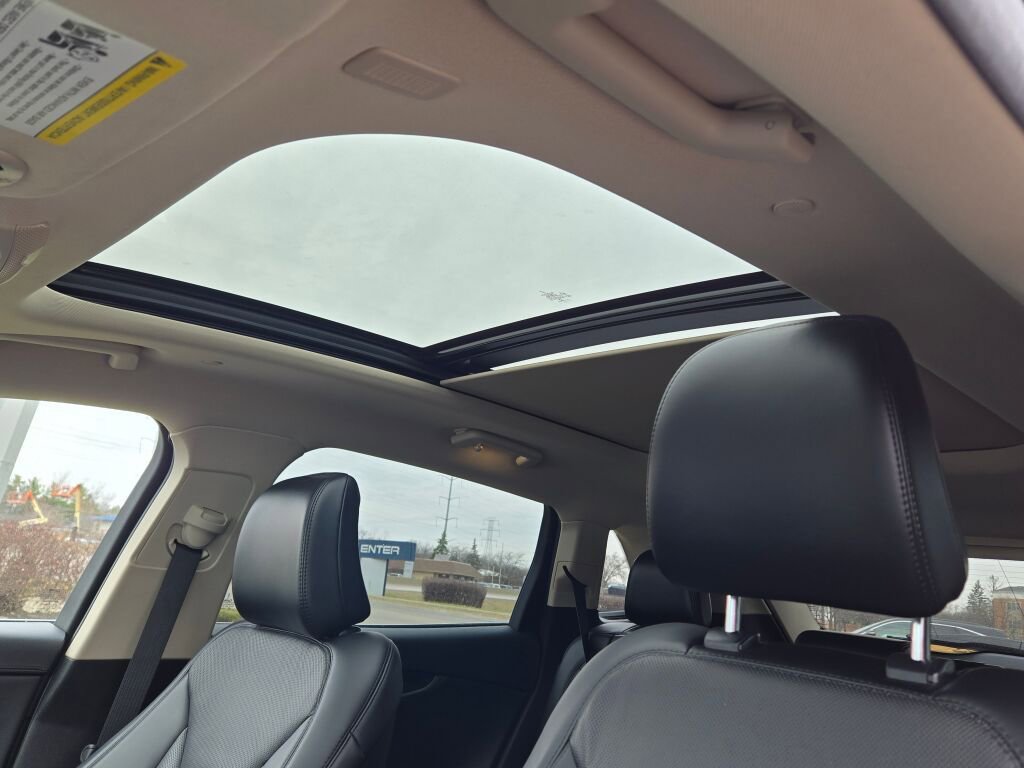 Used 2021 Lincoln Nautilus Reserve w/ Monochromatic Package image 33